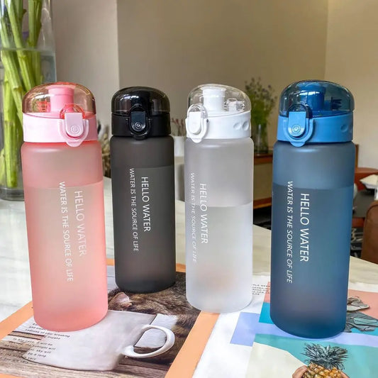 Bouteille d’eau 780ml – Étanche & élégante | Idéale pour le sport, la salle de gym et vos déplacements